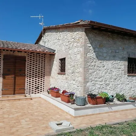 Casa Nel Grano: Casa Luciola Prázdninový dům Pietra Rossa